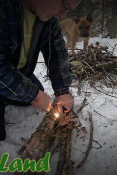 Raquette et bouffe dans le bois | Journée bushcraft