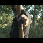How to shoot a longbow or recurve - Bow hand position